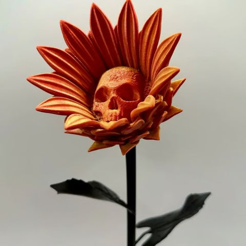 Forbidden Sunflower – Gothic Skull Bloom Decor