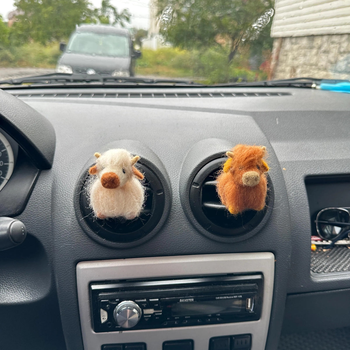 Needle Felted Highland Cow Air Vent Clip