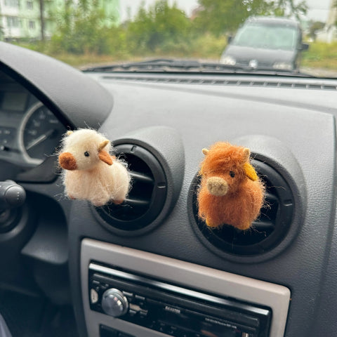 Needle Felted Highland Cow Air Vent Clip
