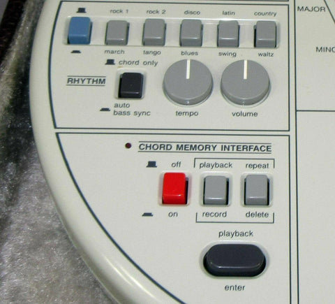 Suzuki Omnichord OM 84 System Two w/ Hard Case Power Supply Manual TESTED! WORKS
